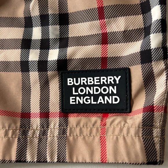 🧸 BURBERRY Boys Swim Trunks Shorts 18m|86 cm GUC❣️ - Picture 6 of 7
